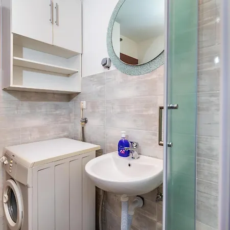 Two-bedroom In Appartement