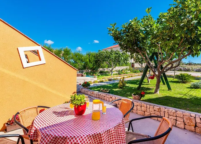 Two-bedroom In Ražanac